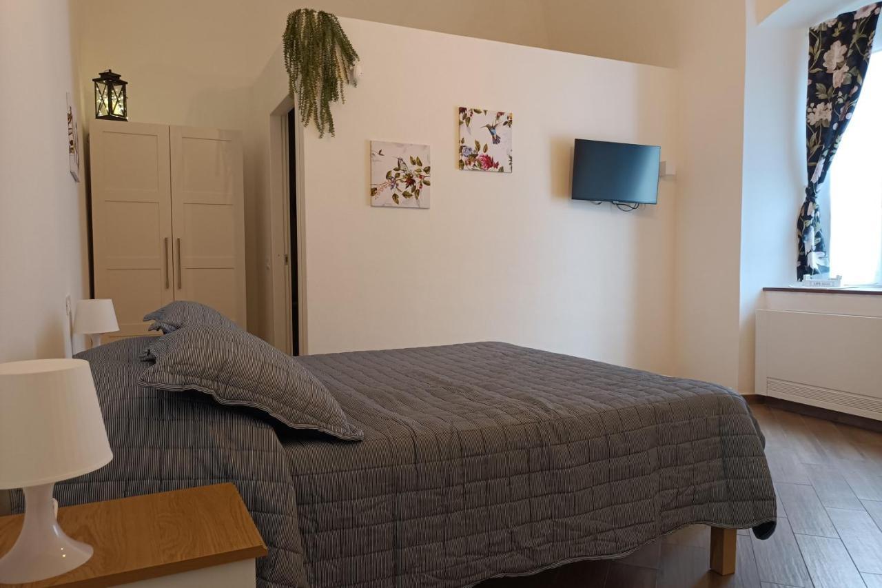 Le Terrazze Bed and Breakfast Bastia  Buitenkant foto