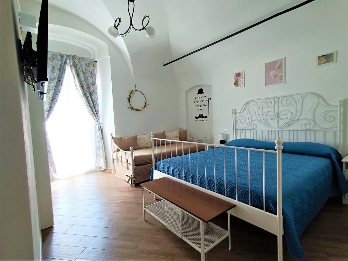 Le Terrazze Bed and Breakfast Bastia  Buitenkant foto